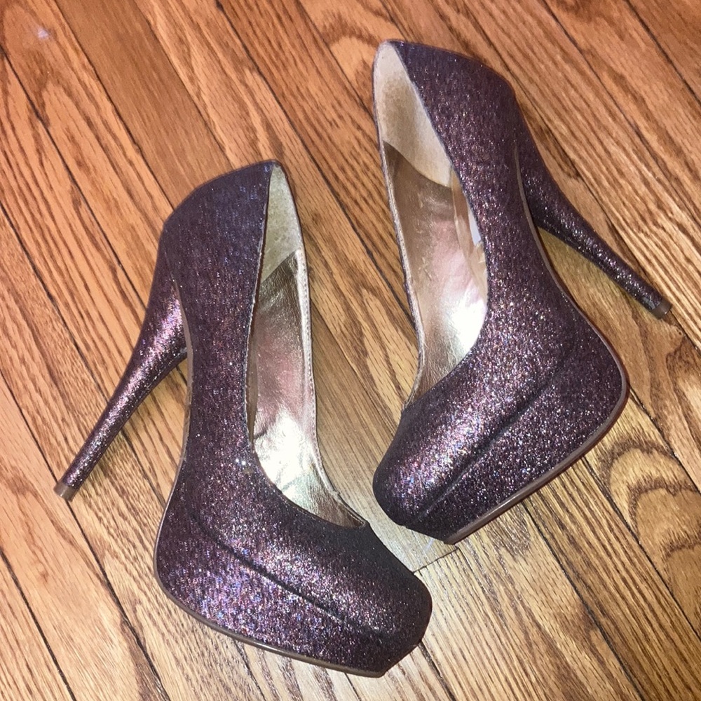 Women’s Multi Color Glitter Steve Madden Pumps